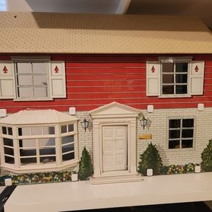 Vintage Marx 1959s Tin dollhouse with furniture